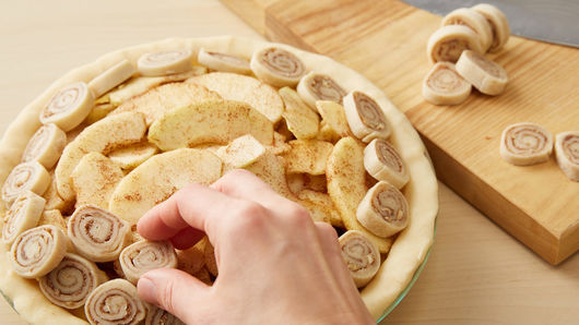 Cinnamon-Nut Swirl Apple Pie