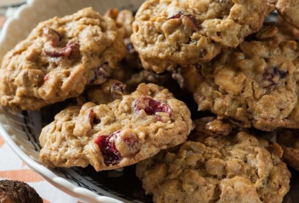Oatmeal Cranberry-Walnut Cookies