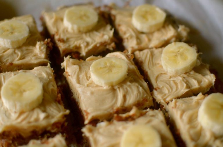 Flourless Peanut Butter Banana Cake