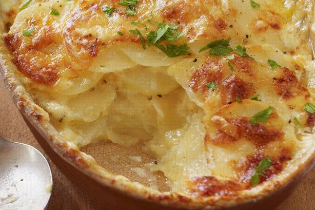 Outrageously Delicious, Skinny Au Gratin Potatoes