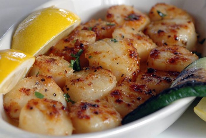 Best Broiled Scallops