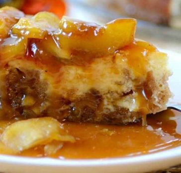Caramel Apple-Brownie Cheesecake - loversrecipes