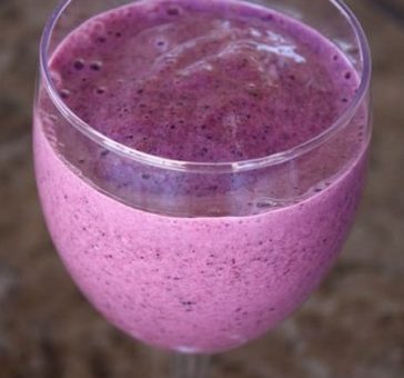 STRAWBERRY BLUEBERRY SMOOTHIE - loversrecipes
