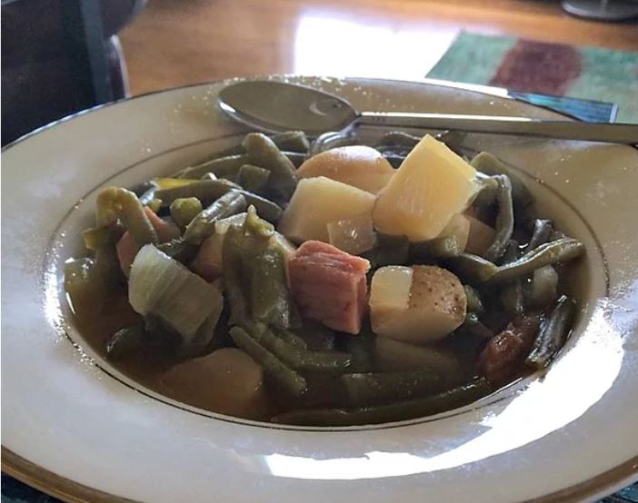 Slow Cooker Green Beans, Ham and Potatoes